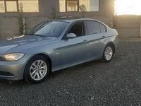Second-hand BMW 320 163 CP (119 kW) 2007 Albastru Berlinǎ