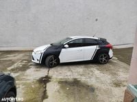 Second-hand Ford Focus Sport 125 CP (91 kW) 2011 Culoarealb Hatchback