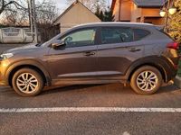 Second-hand Hyundai Tucson Comfort 132 CP (97 kW) 2018 Culoaremaro SUV