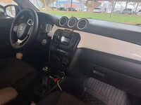 Second-hand Suzuki Vitara Cool 120 CP (88 kW) 2015 Culoarealb SUV