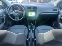 Second-hand VW Polo 90 CP (66 kW) 2012 Albastru Hatchback