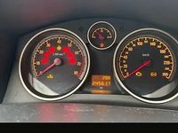 Second-hand Opel Astra 110 CP (80 kW) 2004 Berlinǎ