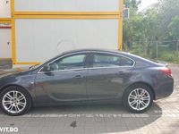 Second-hand Opel Insignia 140 CP (102 kW) 2011 Culoaregri Berlinǎ