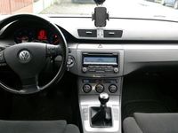 second-hand VW Passat 1.9 tdi 105 cp bluemotion confort-line 2009