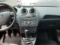 Second-hand Ford Fiesta 70 CP (51 kW) 2006 Hatchback