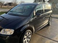 Second-hand VW Touran Trendline 140 CP (102 kW) 2006 Culoarenegru Monovolum