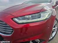 Second-hand Ford Mondeo Titanium 180 CP (132 kW) 2015 Rosu Hatchback