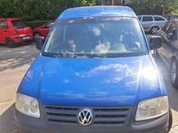 Second-hand VW Caddy 105 CP (77 kW) 2007 Culoarealbastru Monovolum