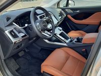 Second-hand Jaguar I-Pace SE 294 kW (400 CP) 2023 Premium: lingou (aur deschis) SUV