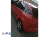 Second-hand Ford Focus 55 CP (40 kW) 2000 Rosu Hatchback