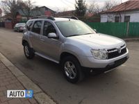 Second-hand Dacia Duster Lauréate 110 CP (80 kW) 2011 Argintiu SUV
