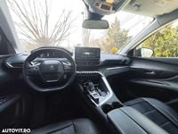 Second-hand Peugeot 3008 Active 130 CP (95 kW) 2022 Culoarenegru SUV
