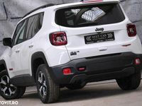 Second-hand Jeep Renegade Trailhawk 170 CP (125 kW) 2020 Culoarealb SUV