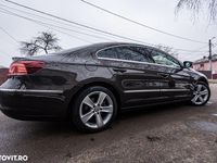 Second-hand VW Passat 140 CP (102 kW) 2014 Culoaremaro Berlinǎ