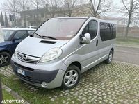 Second-hand Opel Vivaro 114 CP (83 kW) 2011 Culoaregri Monovolum