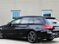 Second-hand Mercedes C220 AMG line 194 CP (142 kW) 2019 Culoarenegru Break