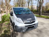 second-hand Opel Vivaro 2.5 CDTI, 9 locuri