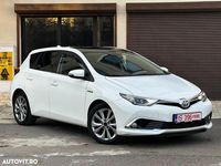 Second-hand Toyota Auris Hybrid Edition-S 136 CP (100 kW) 2015 Culoarealb Hatchback
