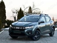 Second-hand Dacia Sandero Stepway 100 CP (73 kW) 2025 Verde Hatchback