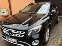Second-hand Mercedes GLA200 136 CP (100 kW) 2018 Culoarenegru SUV
