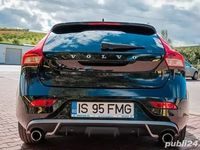 Second-hand Volvo V40 88 CP (64 kW) 2016 Negru Hatchback