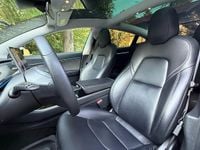 Second-hand Tesla Model 3 Performance 376 kW (512 CP) 2020 Culoarenegru Berlinǎ