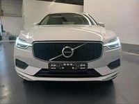 Second-hand Volvo XC60 170 CP (125 kW) 2019 Alb SUV