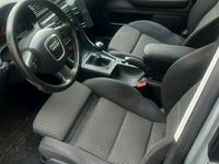 Second-hand Audi A4 138 CP (101 kW) 2005 Gri Break