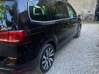 Second-hand VW Sharan Allstar 184 CP (135 kW) 2016 Culoarenegru Monovolum