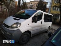 second-hand Opel Vivaro 8+1 locuri