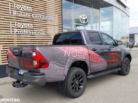 second-hand Toyota HiLux 2.8D 204CP 4x4 Double Cab AT Invincible