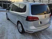 Second-hand VW Sharan 184 CP (135 kW) 2016 Argintiu Monovolum