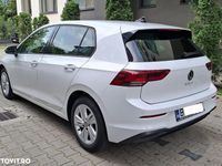 Second-hand VW Golf VIII Life 116 CP (85 kW) 2021 Culoarealb Hatchback