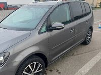 second-hand VW Touran 1.6 tdi 7 locuri 2012