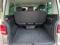 second-hand VW Caravelle 