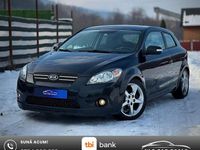 Second-hand Kia Ceed Spirit 128 CP (94 kW) 2010 Culoarenegru Hatchback