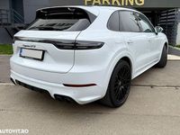Second-hand Porsche Cayenne GTS 460 CP (338 kW) 2022 Culoarealb SUV