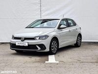 Second-hand VW Polo Life 95 CP (69 kW) 2023 Gri mediu  normal