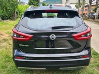 Second-hand Nissan Qashqai N-Connecta 115 CP (84 kW) 2017 Negru SUV