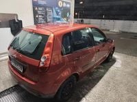 Second-hand Ford Fiesta 75 CP (55 kW) 2009 Rosu Hatchback