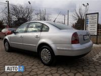 Second-hand VW Passat 74 CP (54 kW) 2001 Gri Berlinǎ