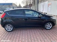 Second-hand Ford Fiesta Titanium 95 CP (69 kW) 2013 Culoarenegru Hatchback