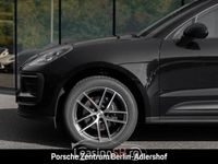 second-hand Porsche Macan 2022 2.0 Benzină 265 CP 19.920 km - 73.020 EUR - leasing auto