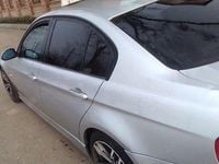 Second-hand BMW 320 163 CP (119 kW) 2006 Berlinǎ