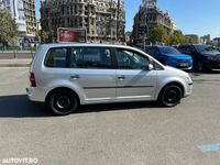 Second-hand VW Touran Conceptline 90 CP (66 kW) 2008 Gri Monovolum