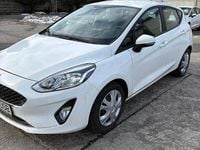 Second-hand Ford Fiesta 85 CP (62 kW) 2019 Culoarealb Hatchback