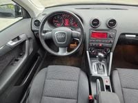Second-hand Audi A3 Ambiente 140 CP (102 kW) 2007 Negru Hatchback