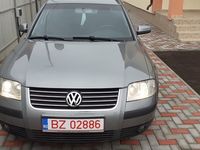 Second-hand VW Passat 151 CP (111 kW) 2002 Gri Berlinǎ