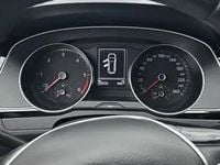 Second-hand VW Passat Highline 150 CP (110 kW) 2017 Gri Break
