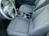 Second-hand VW Jetta Comfortline 105 CP (77 kW) 2011 Culoaregri Berlinǎ